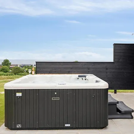 Дом отдыха Amazing In With Sauna *